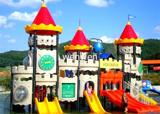 Van het het Zwembadwater van de vermaakspeelplaats de Ritten van het de Dia'spark